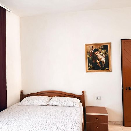 Ibras House Hotel Durrës Eksteriør billede