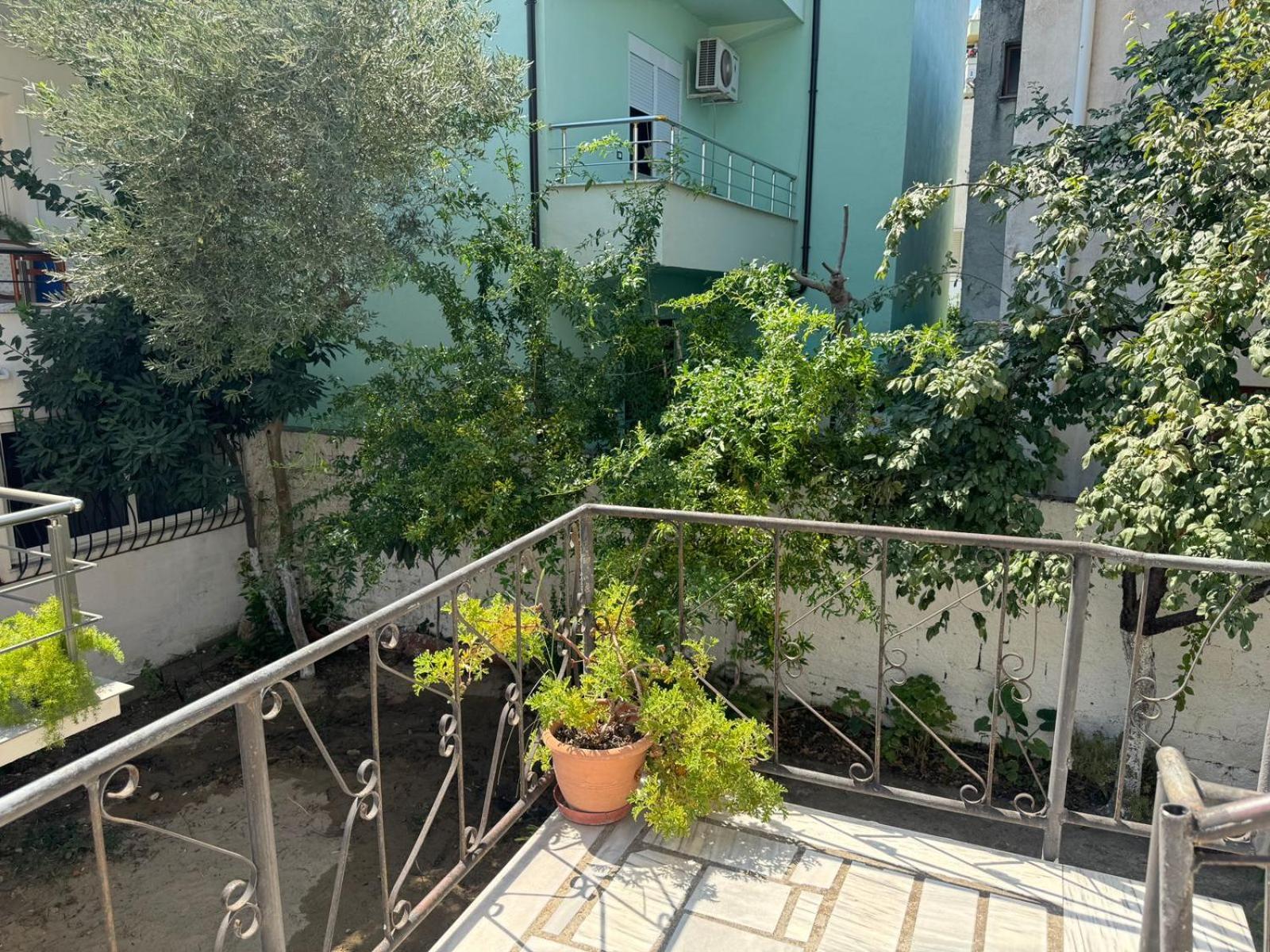 Ibras House Hotel Durrës Eksteriør billede